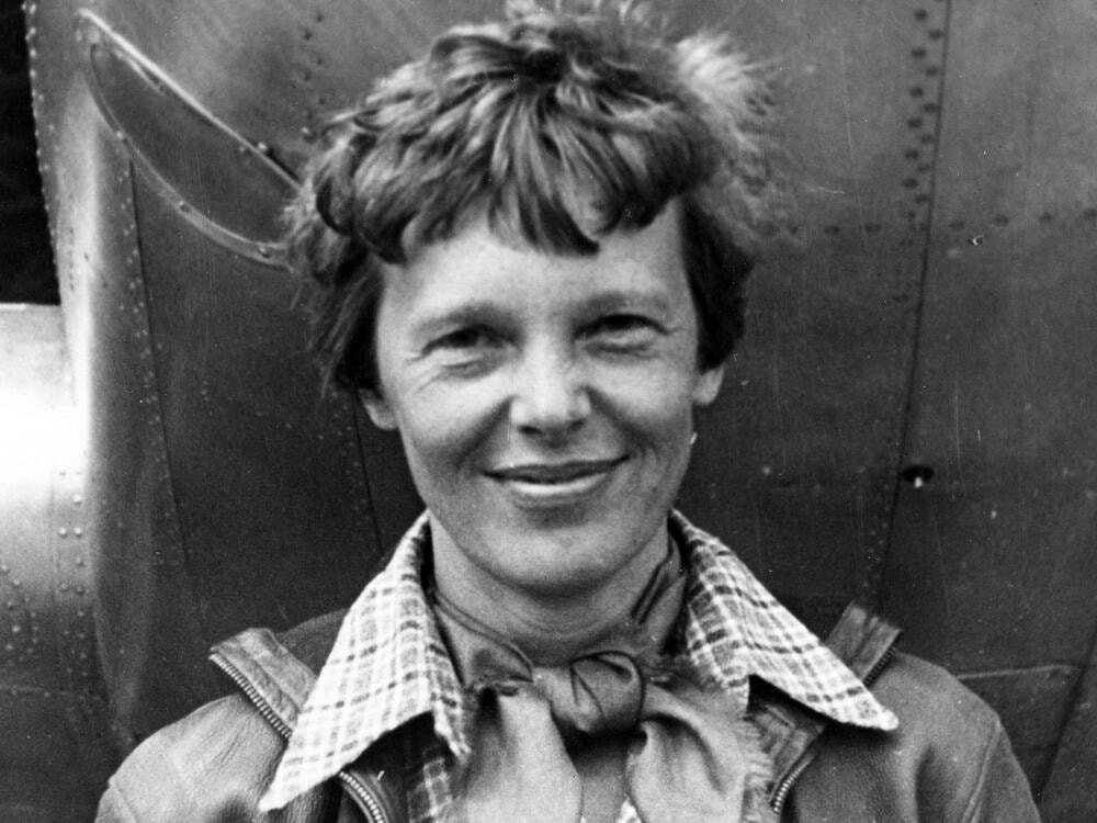 21S Fall24_Earhart_SI-2004-11247