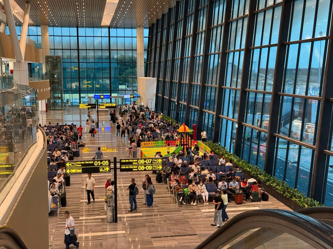 Tân Sơn Nhất vẫn là sân bay có vai trò, vị trí quan trọng trong nền kinh tế khu vực phía Nam và cả nước. 