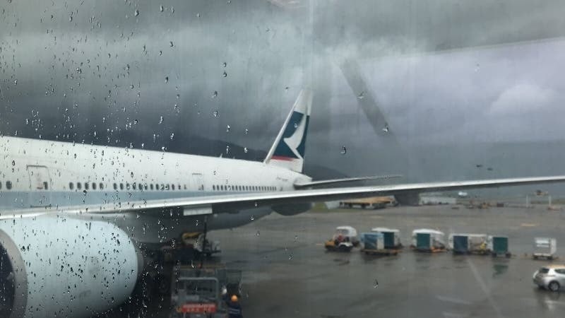 cathay-pacific-aircraft-glasses-091.jpg
