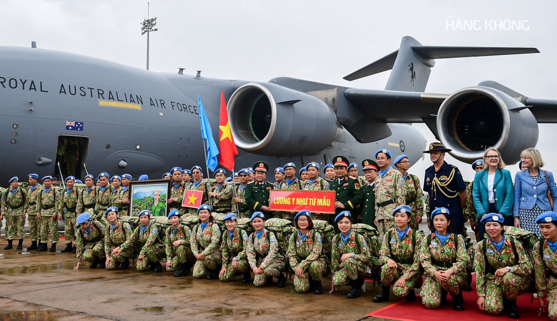 quan nhan ben C 17