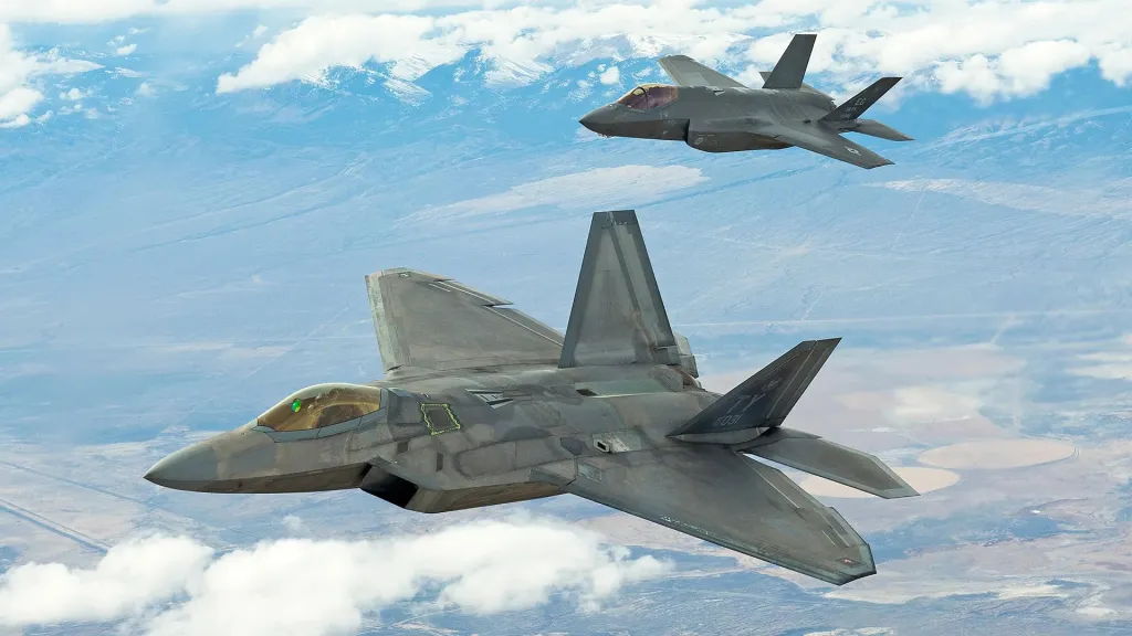 Tiem kich F-22