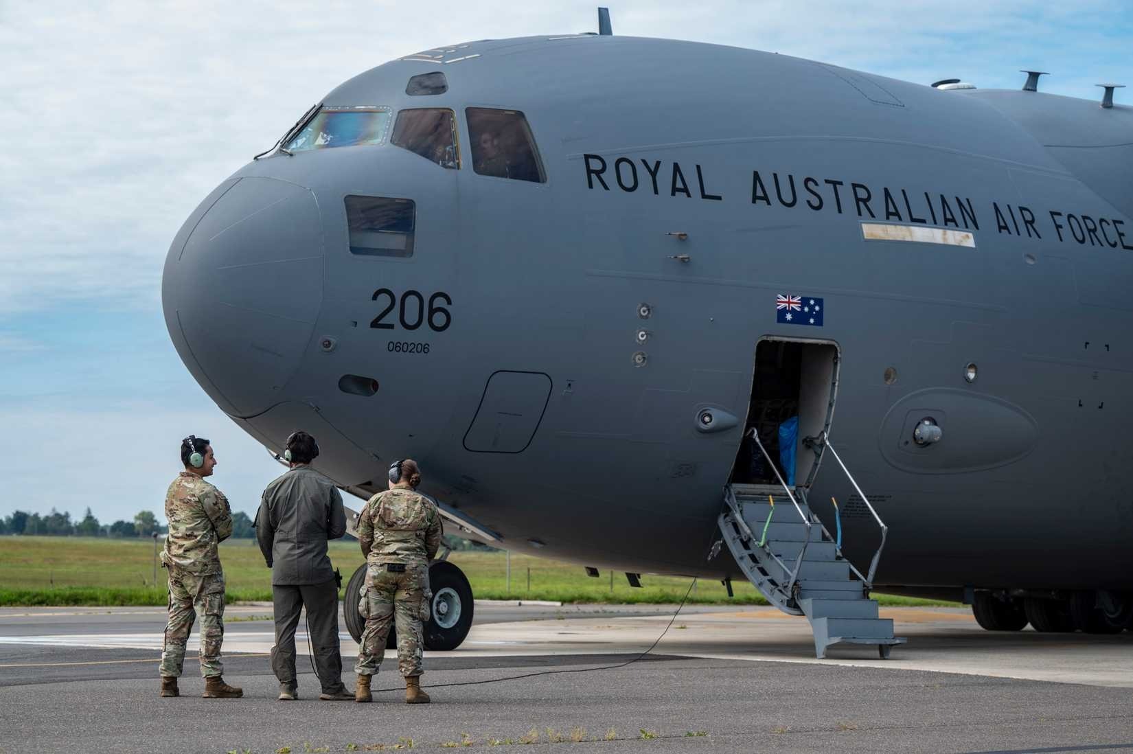 Máy bay vận tải C-17 Globemaster của Không quân Hoàng gia Australia.