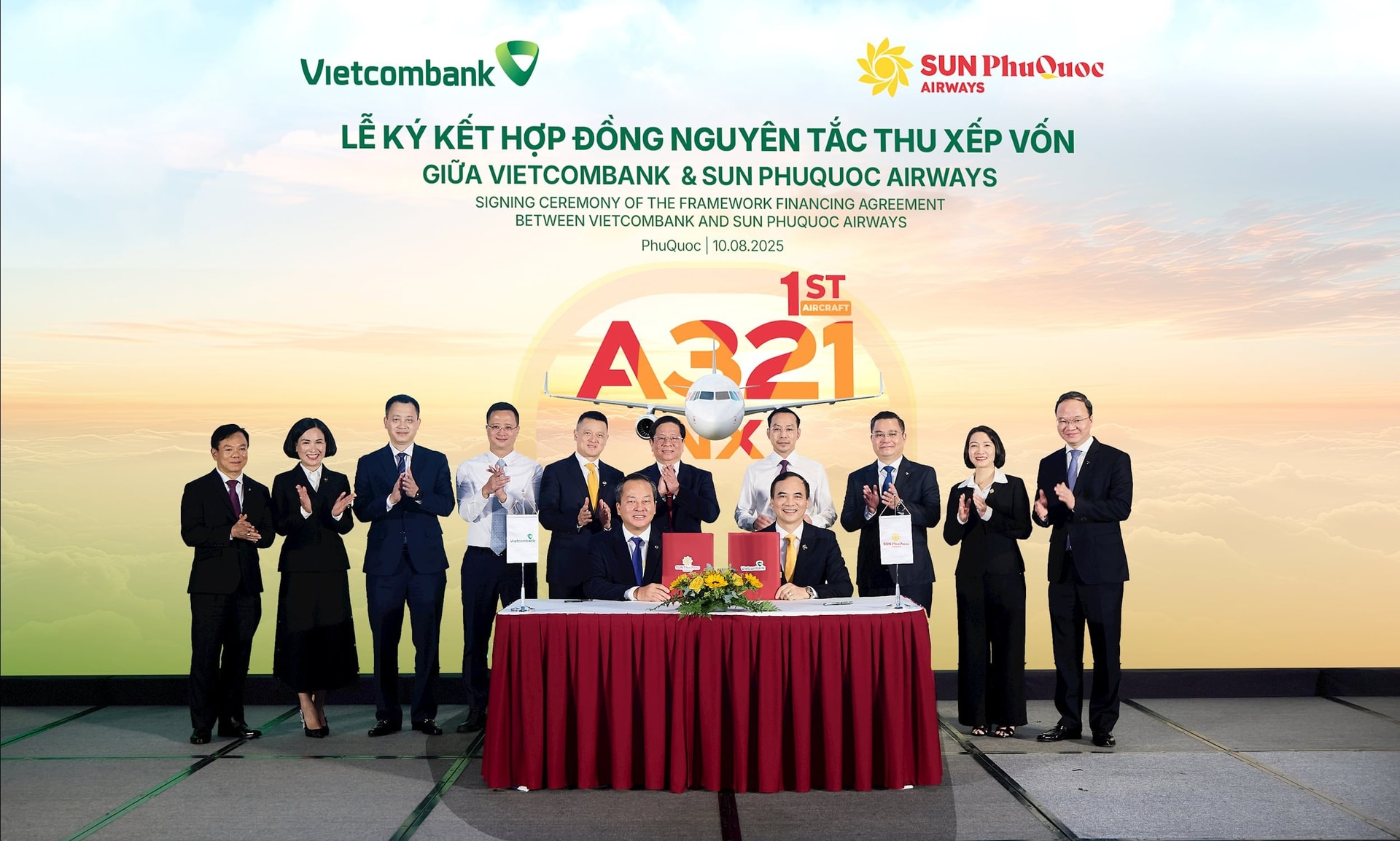 le-ky-ket-sun-phu-quoc-airways-vietcombank-2-.jpg