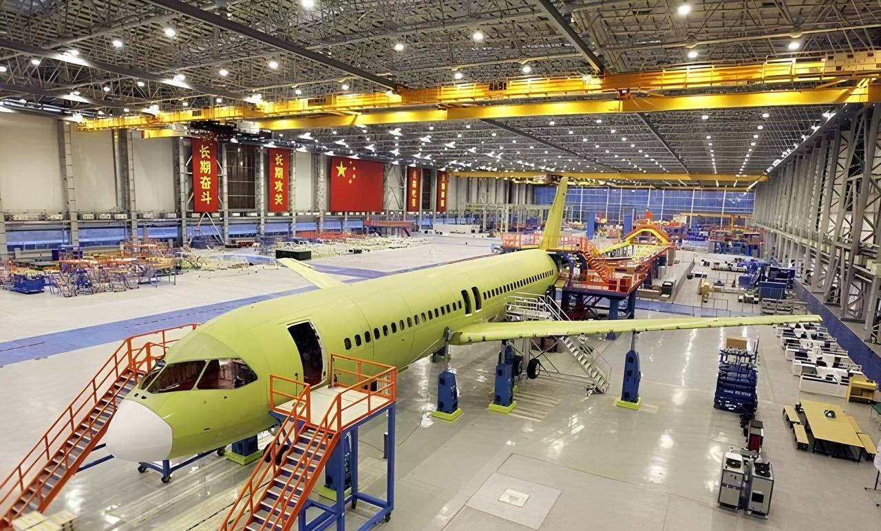 comac-01(1).jpg