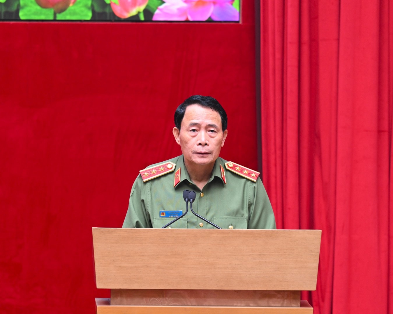 Thu truong