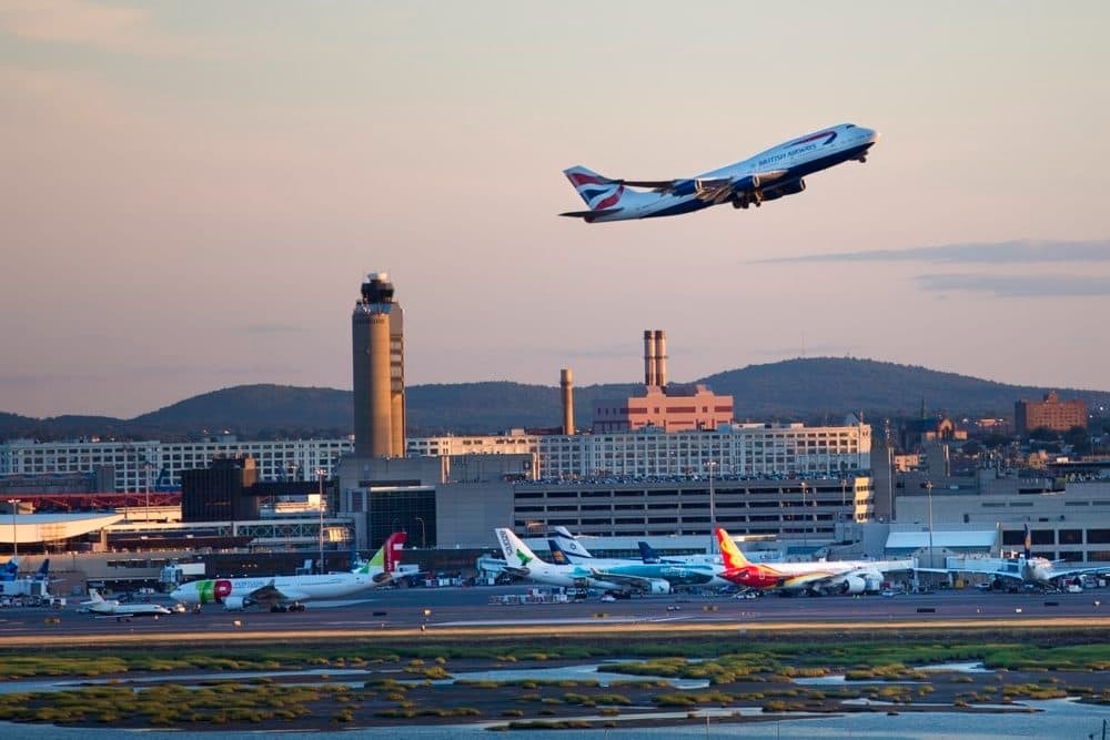 0719_logan-airport01-1000x667.jpg