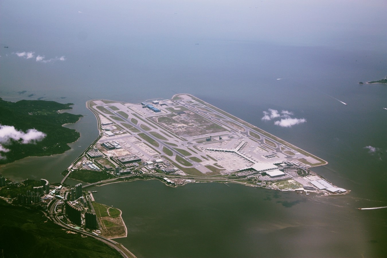 san-bay-quoc-te-hong-kong-01.jpg