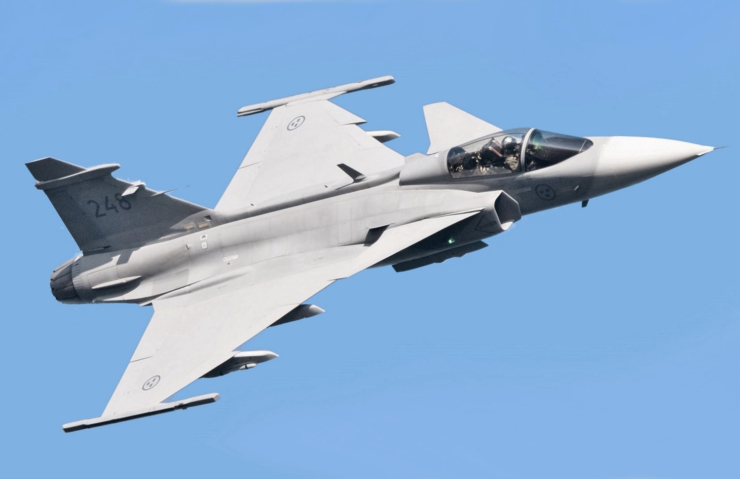 saab_jas_39_gripen_at_kaivopuist.jpg