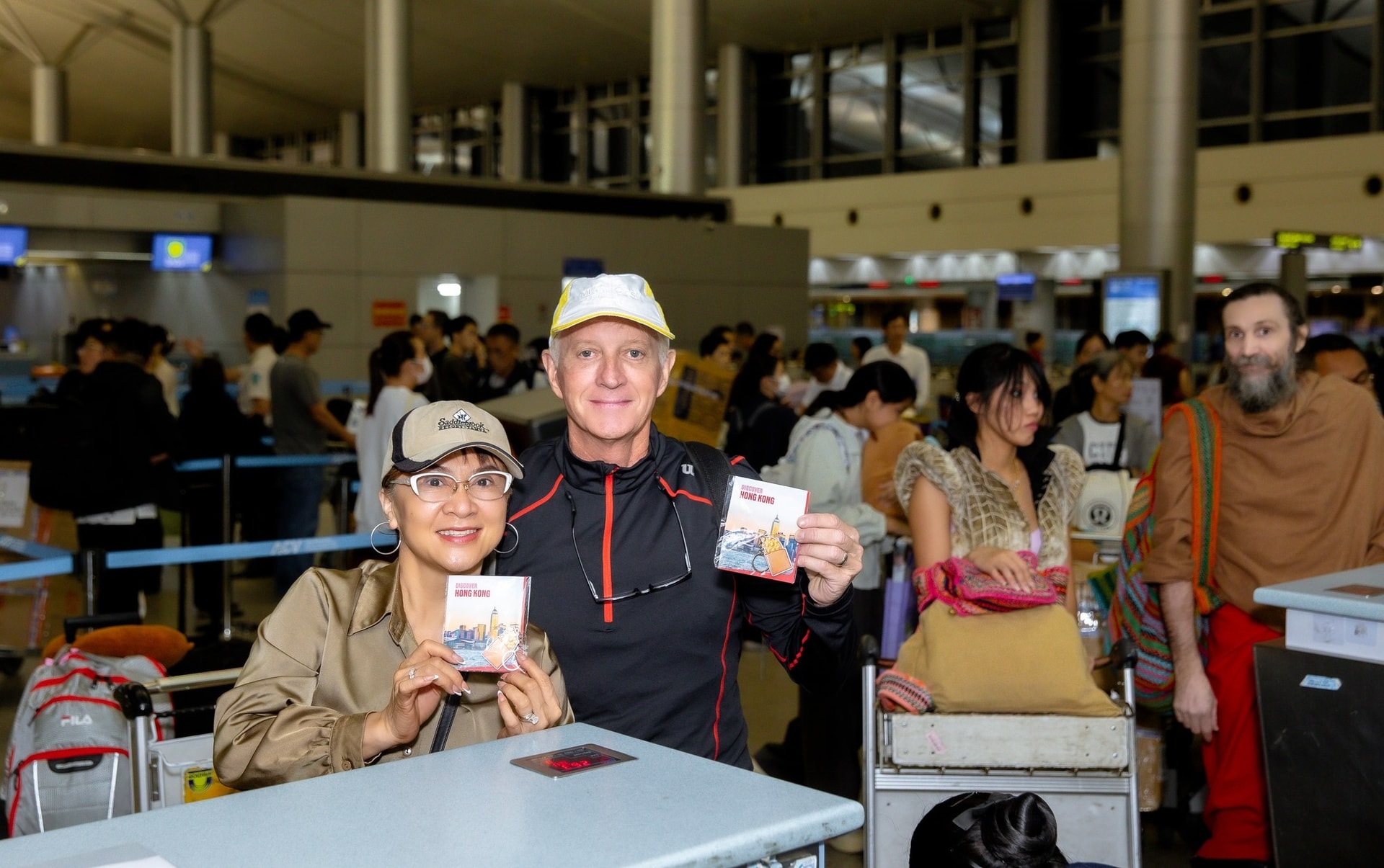 Khách quốc tế check in tại Cảng hàng không quốc tế Tân Sơn Nhất. Ảnh: ACV.