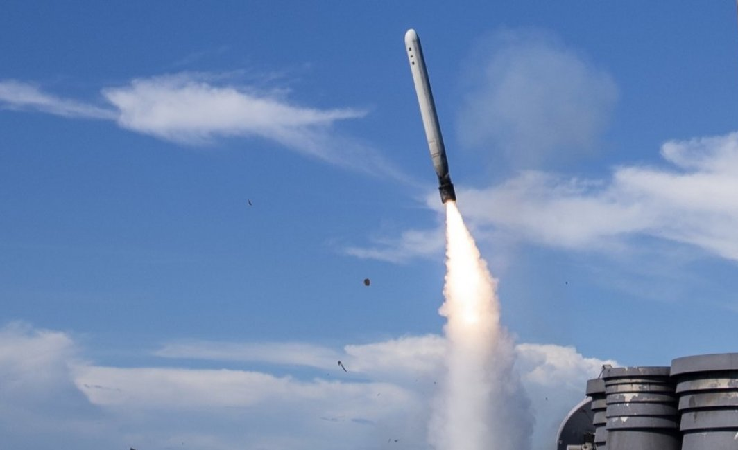 tên lửa tomahawk 1