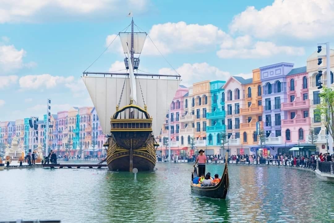 Vui chơi tại Grand World