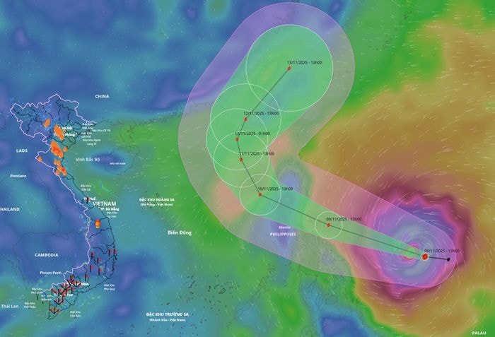  Bão Fung-Wong có kích thước khổng lồ với đường kính lên tới 1400km. 