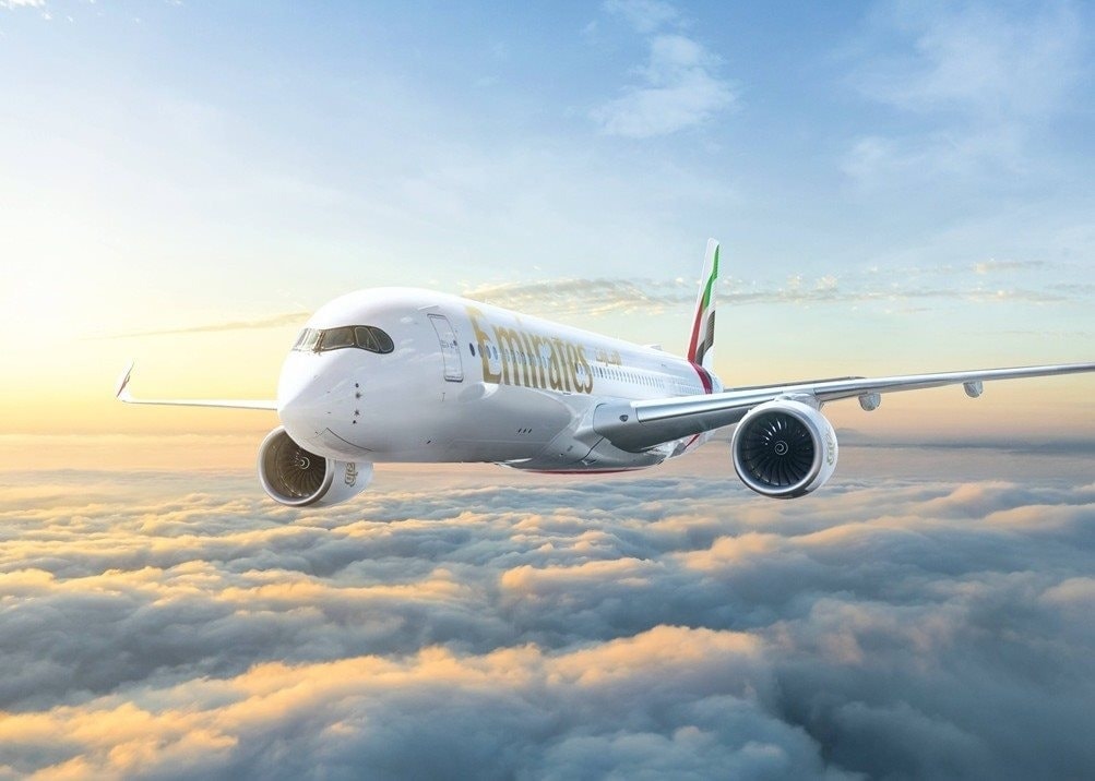 emirates-1.jpg