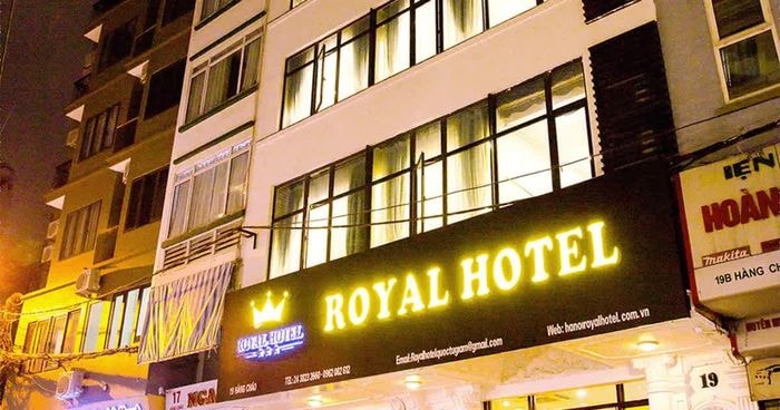 Khách sạn Royal Hostel, số 19 phố Hàng Cháo, phường Ô Chợ Dừa. Ảnh: Hoài Nam