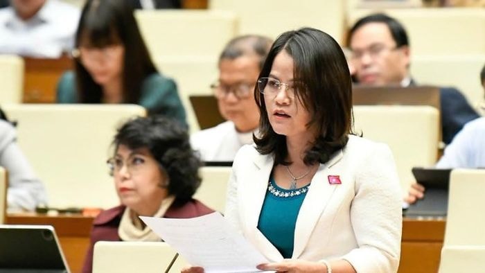  Đại biểu Nguyễn Hoàng Bảo Trân (Đoàn Thành phố Hồ Chí Minh) phát biểu. (Ảnh: DUY LINH) 