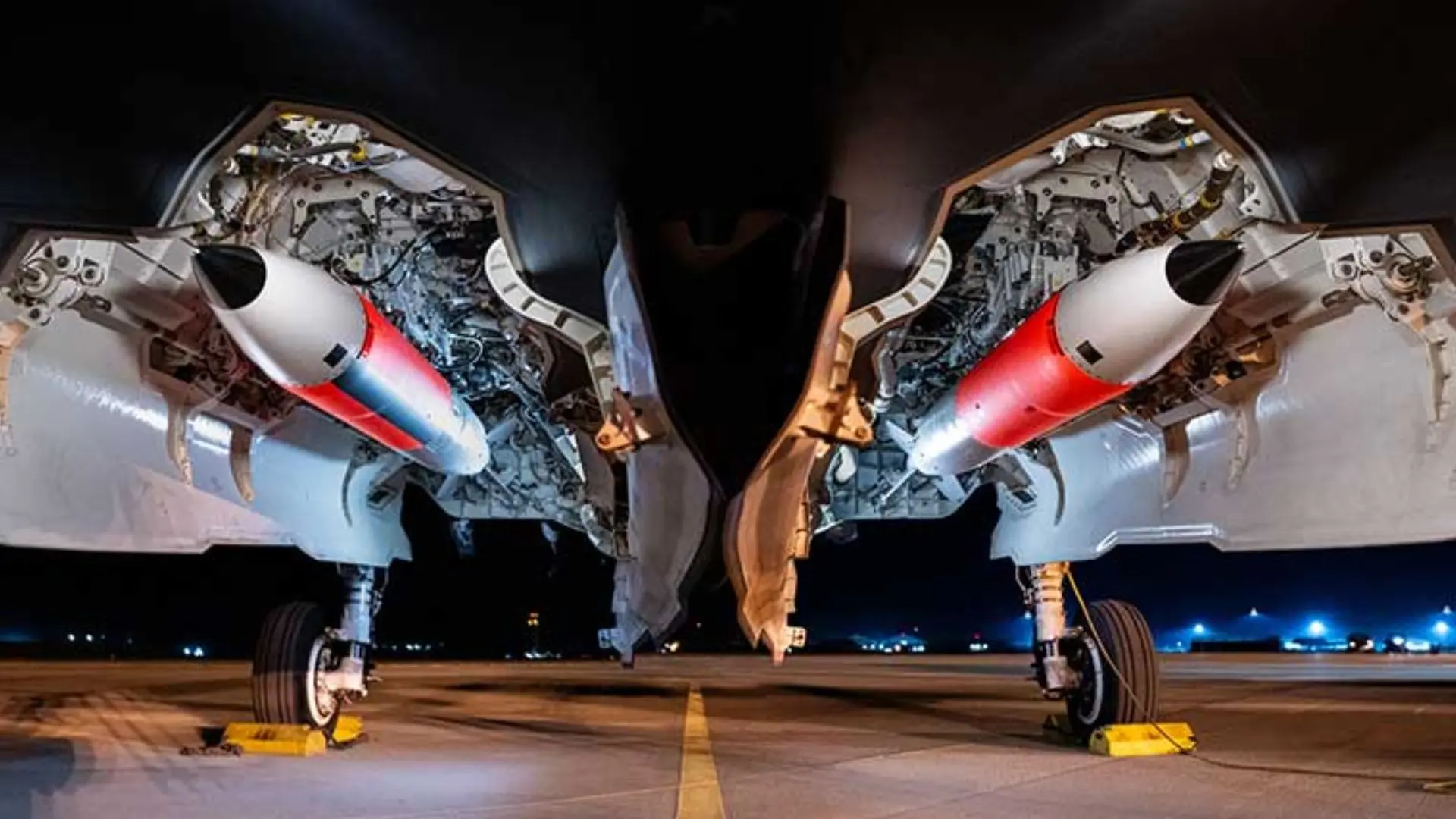 F-35 thử vũ khí hạt nhân chính xác, vị thế độc tôn tiêm kích thế hệ 5 