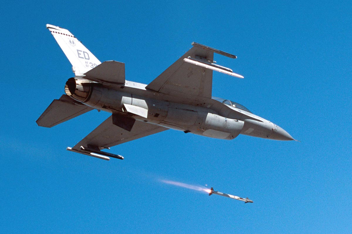 Nâng cấp tuyệt mật tên lửa AIM-9M của Israel 