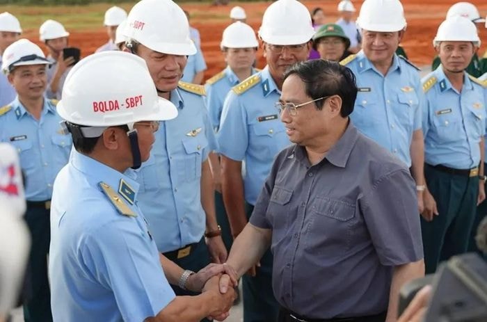  Thủ tướng Phạm Minh Chính đến thăm và làm việc tại công trình dự án Cảng hàng không Phan Thiết hồi cuối tháng 8-2022. 