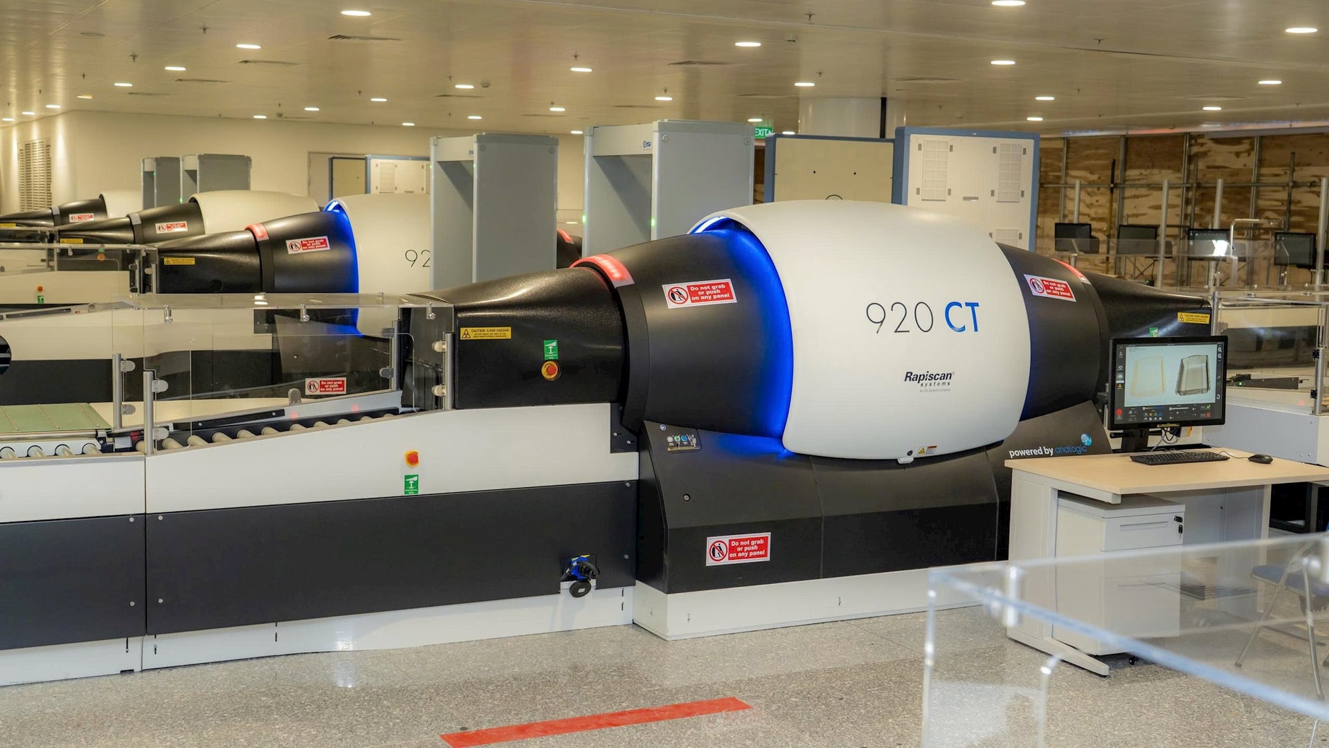 Hệ thống máy soi chiếu hành lý xách tay hiện đại