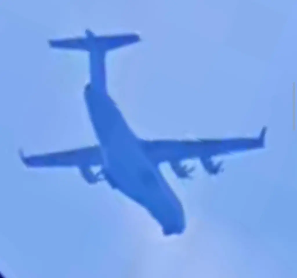 vận tải cơ Y-30 2