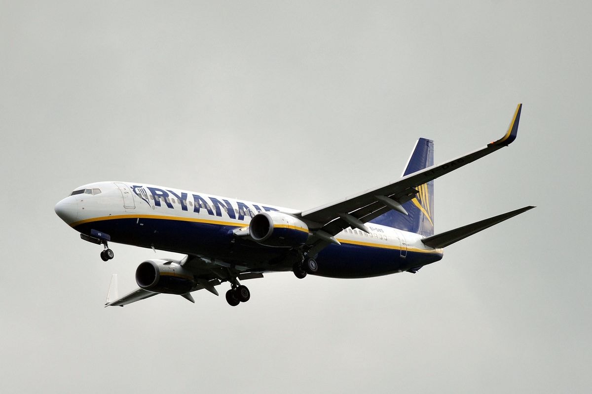 Ryanair issues warning for passengers flying at Christmas - Manchester Evening News