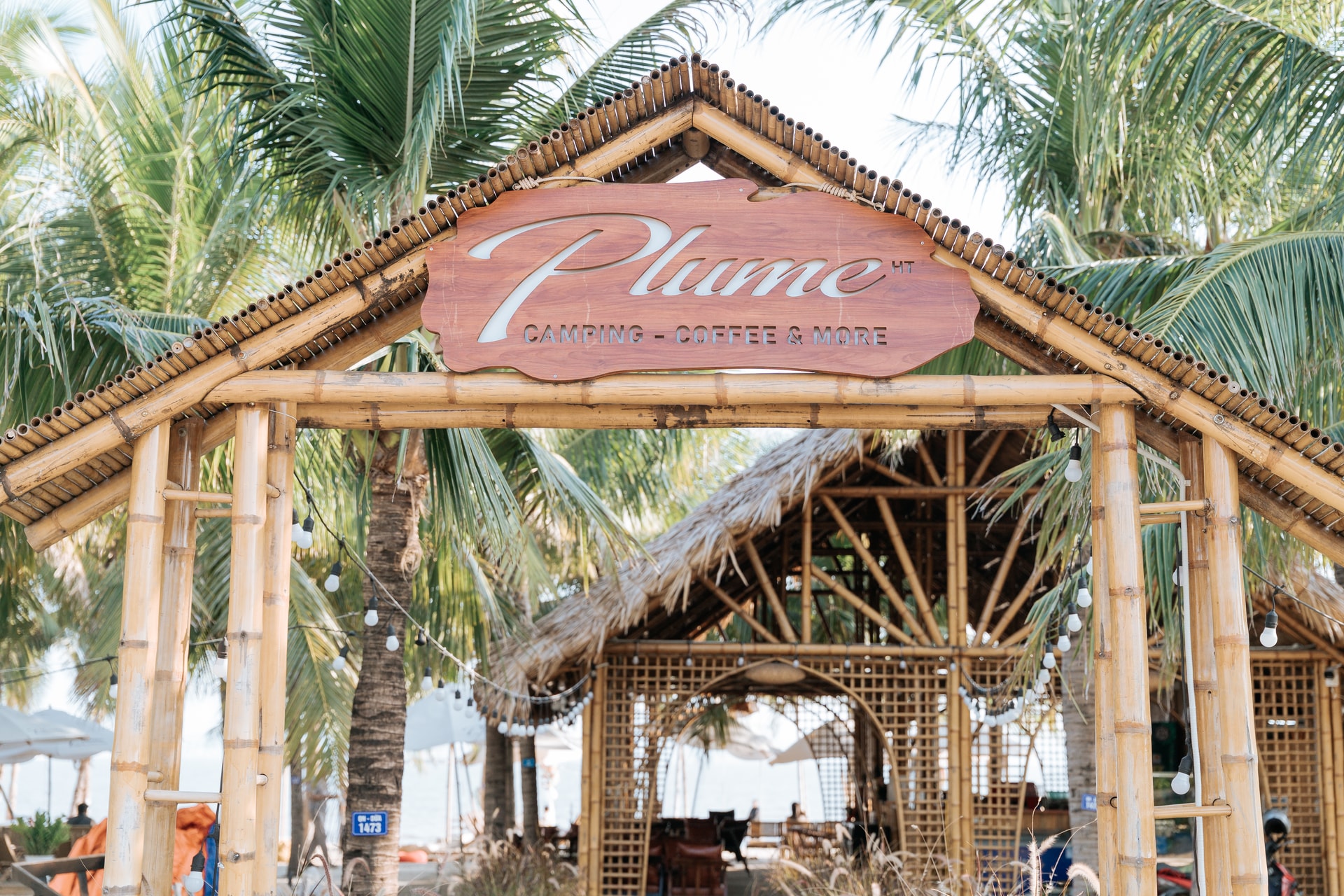 Plume coffee Bai Chay 2