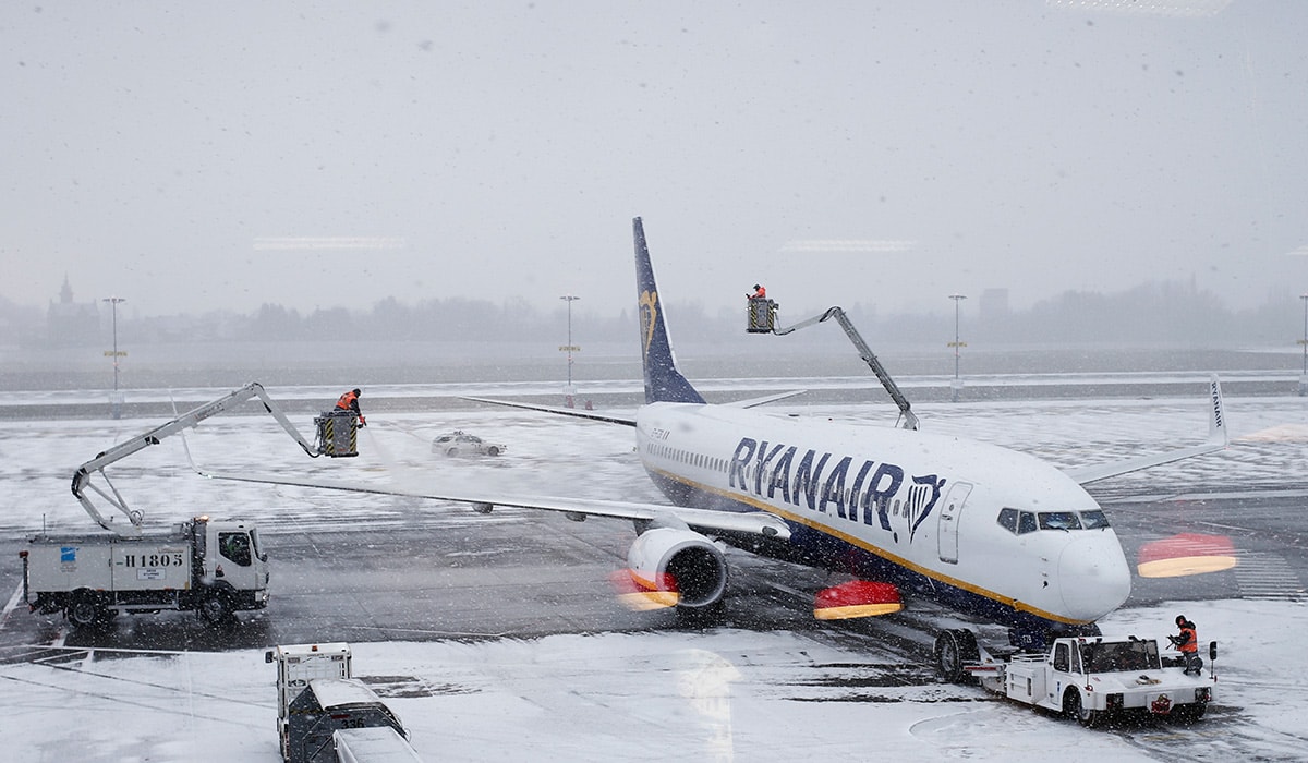 Ryanair boss warns Christmas flights to Lapland are at risk