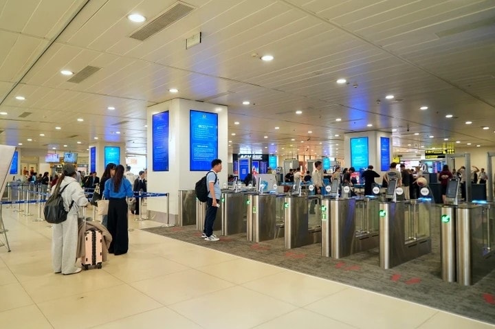 Nhu cầu du lịch tăng cao, vé máy bay Tết Dương lịch lại 