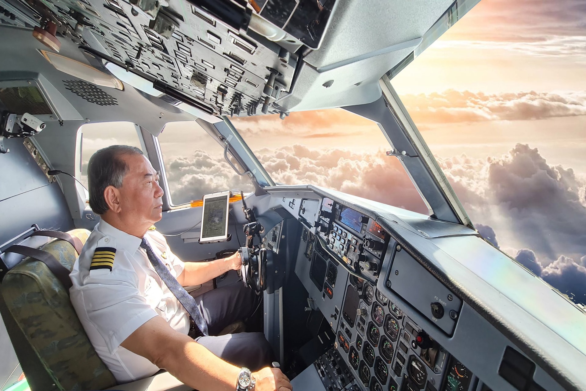 Người phi công dành trọn cuộc đời cho hơn 20.000 chuyến bay an toàn tuyệt đối – Spirit Vietnam Airlines