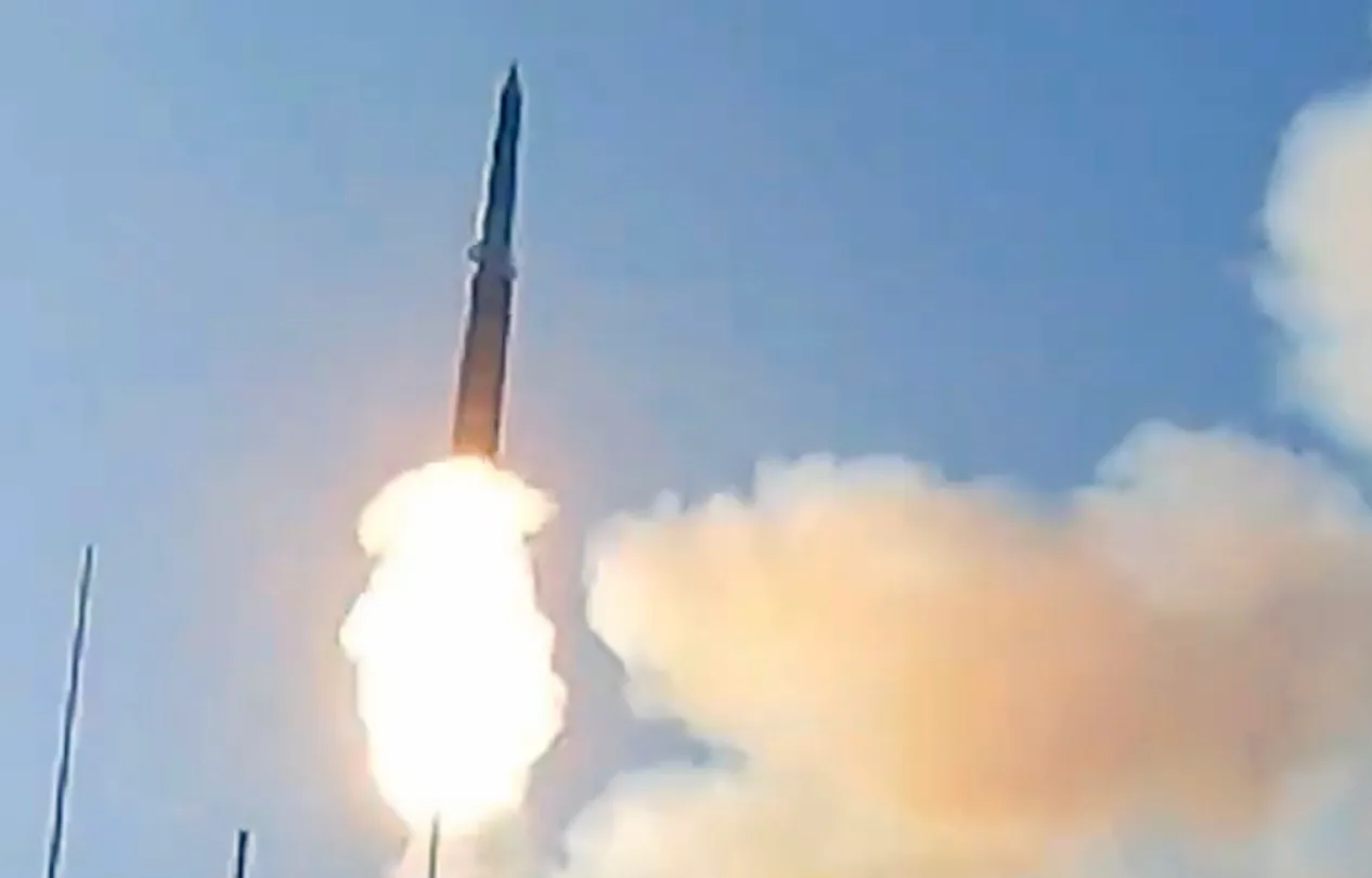 tên lửa siêu thanh YJ-20