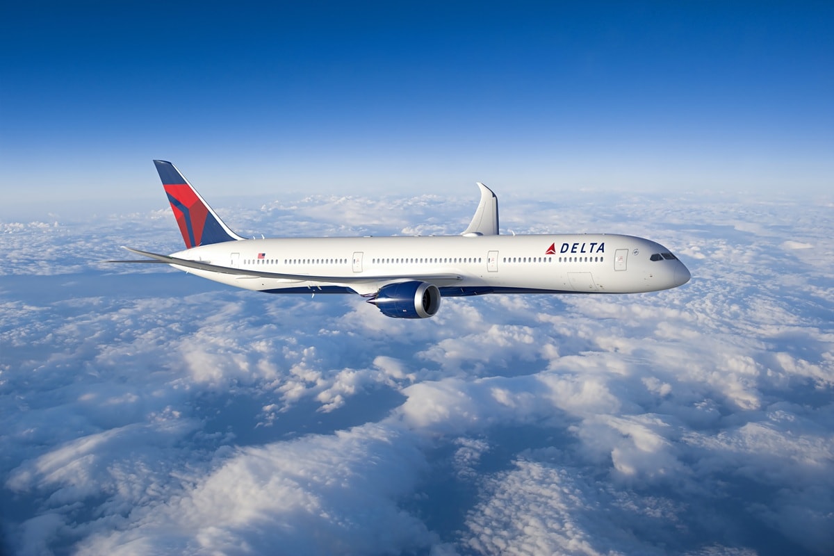 delta_air_lines__boeing_787_dreamliners.jpg