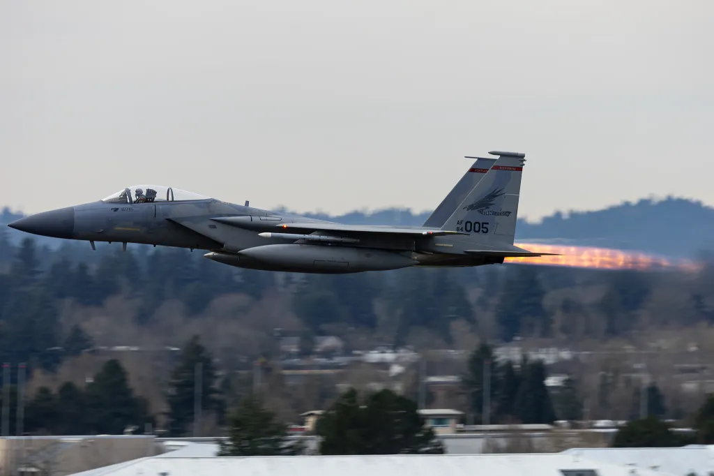 tiêm kích F-15EX 3