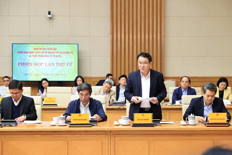 Thủ tướng: Xây dựng cơ chế giao việc lớn, việc khó, việc đột phá cho doanh nghiệp- Ảnh 5.