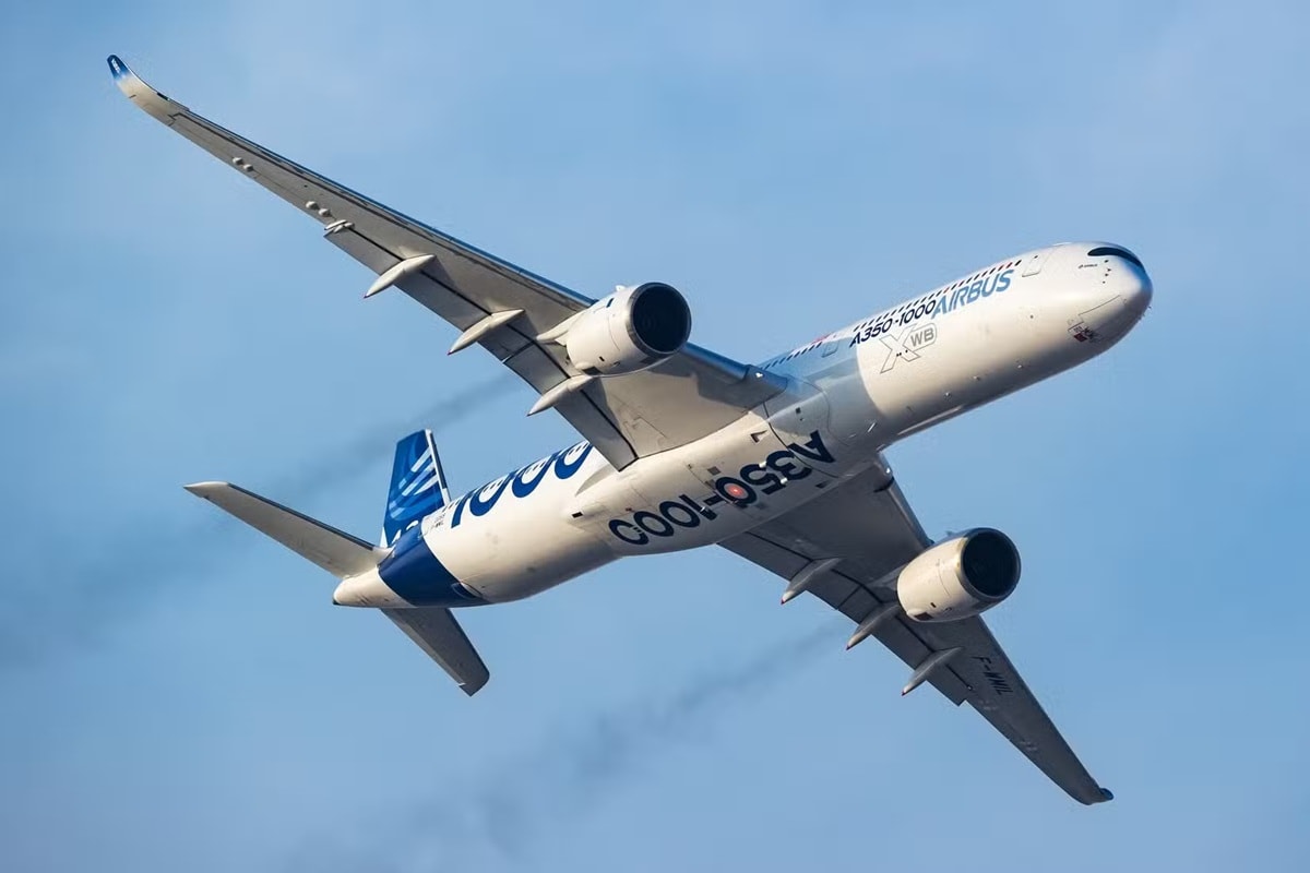 Airbus ban giao may bay 2