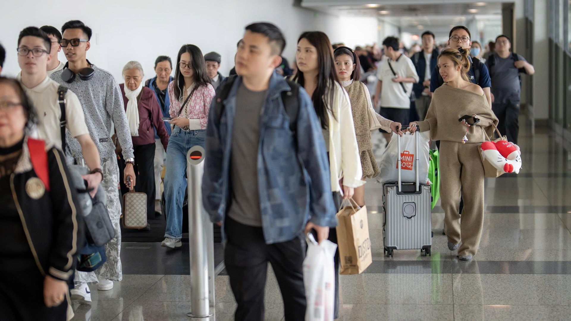 Dự kiến hành khách qua Cảng HKQT Nội Bài tăng trưởng tốt dịp cao điểm nghỉ lễ (1) (1)