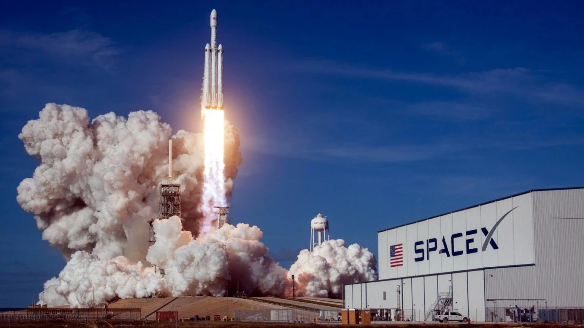 spacex-falcon-heavy-elon-musk-china-europe-esa-nasa-mars-sls-boeing.webp