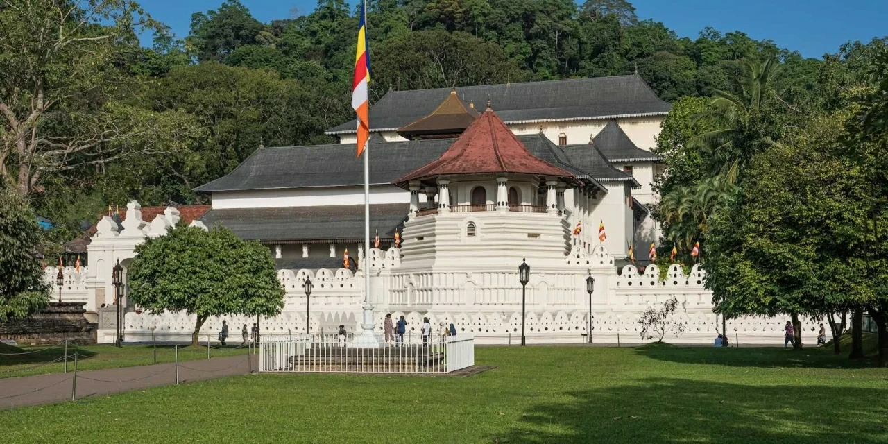 1778204050408_sri-lanka-tro-lai-duong-dua-du-lich-20260505161354.webp