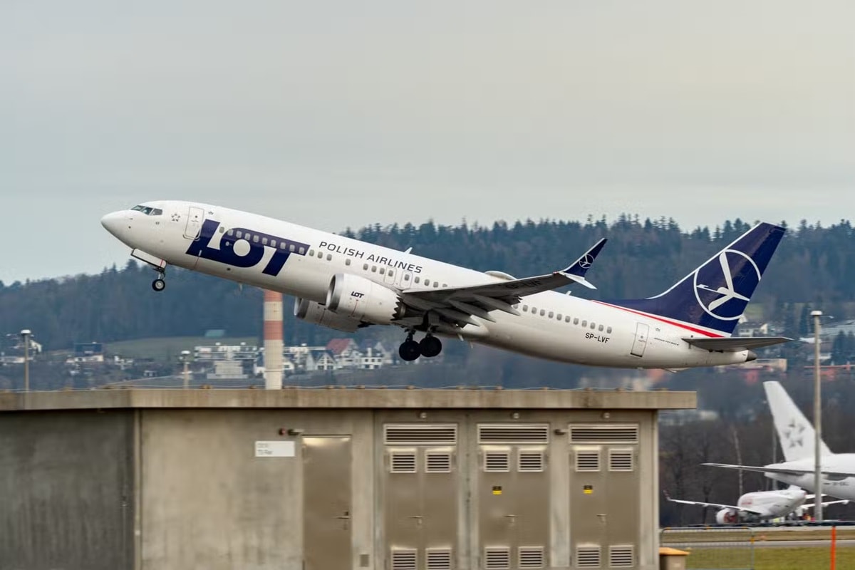 LOT Polish Airlines 1