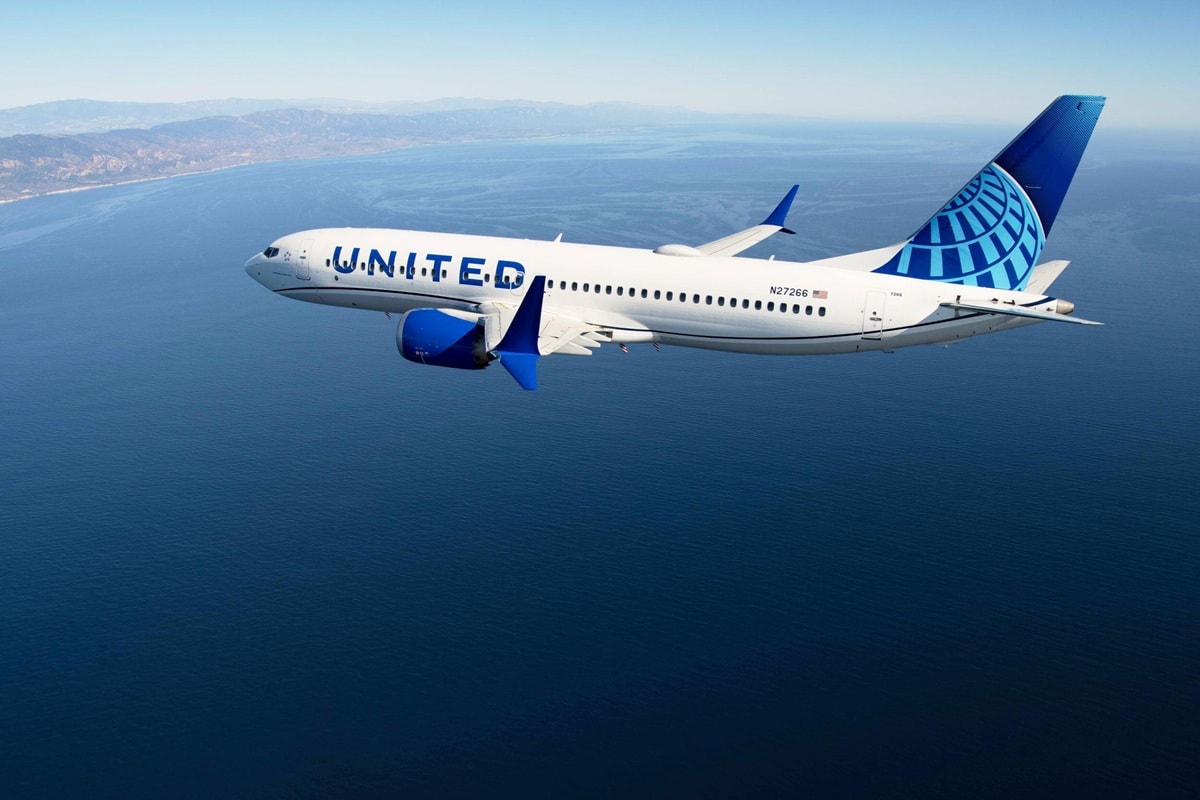 United khai thac duong bay den venezuela