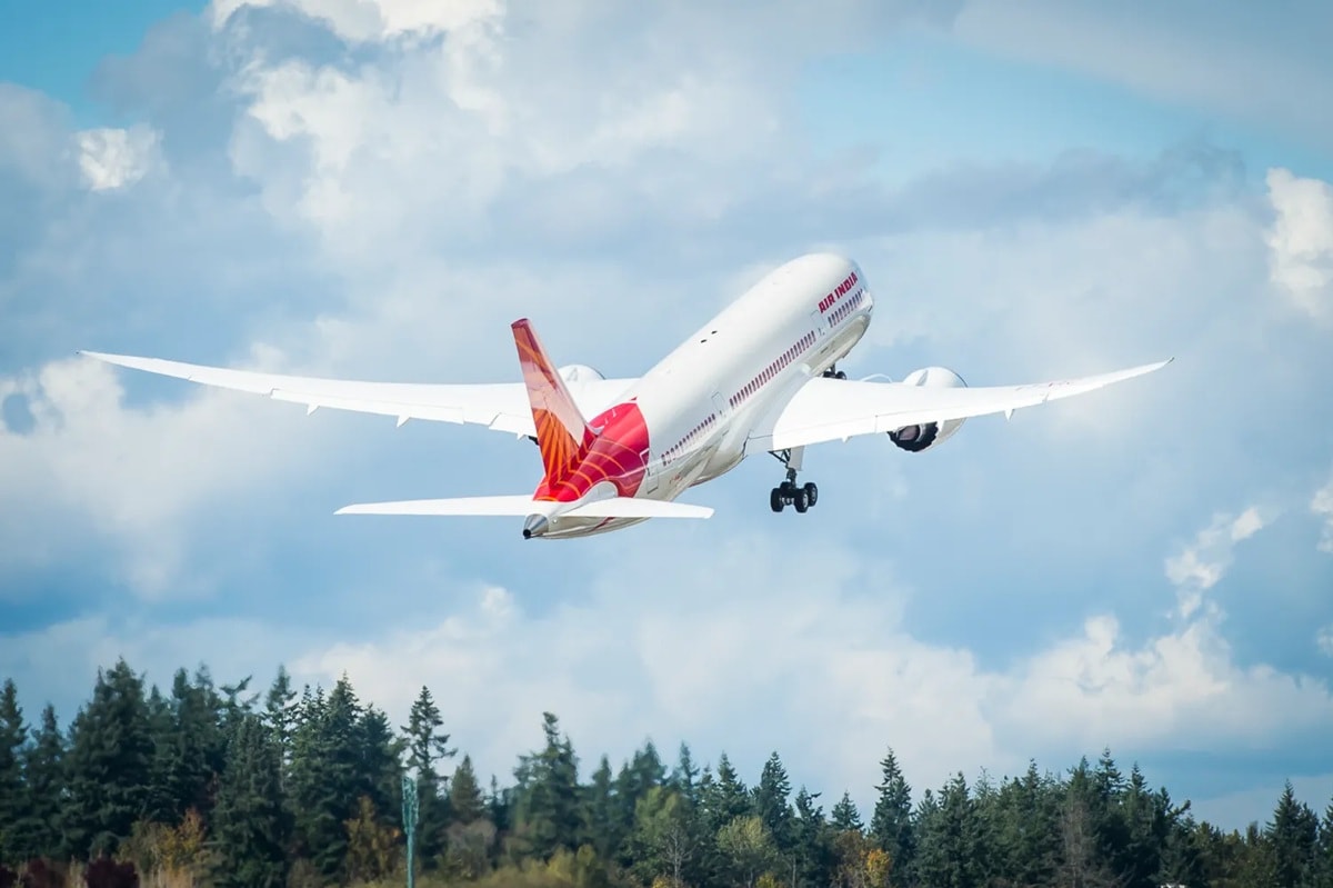 Air India cat giam manh chuyen bay