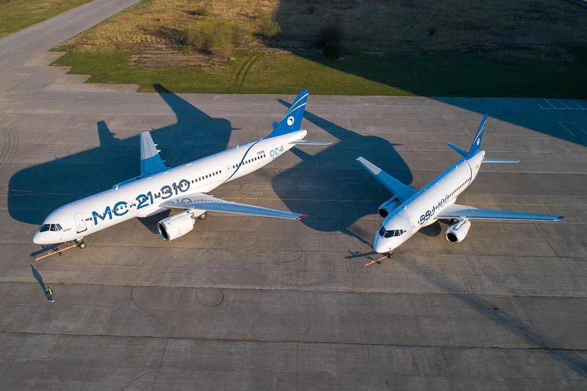 mc-21-310.jpg