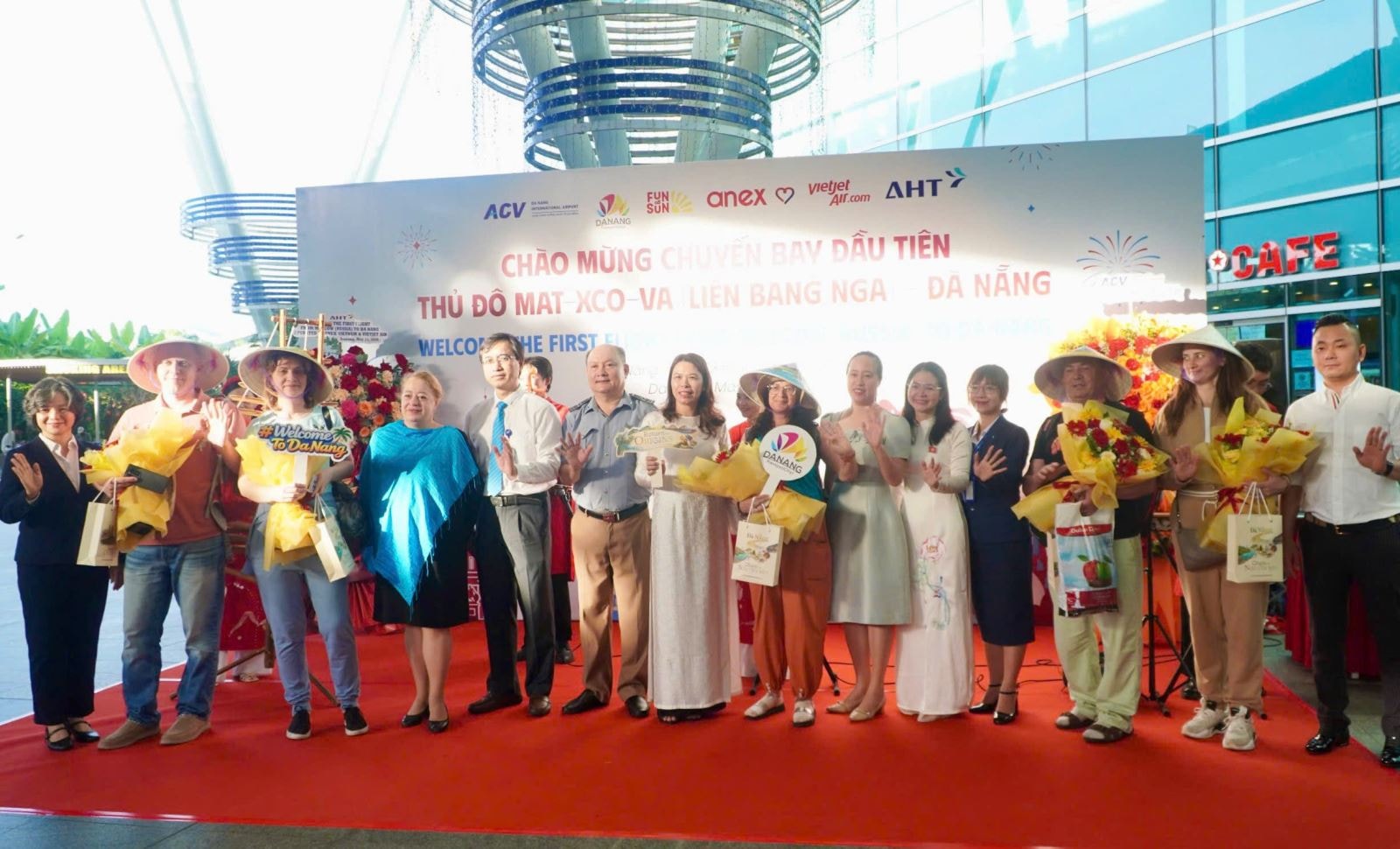 Đà Nẵng đón chuyến bay đầu tiên từ Moscow.