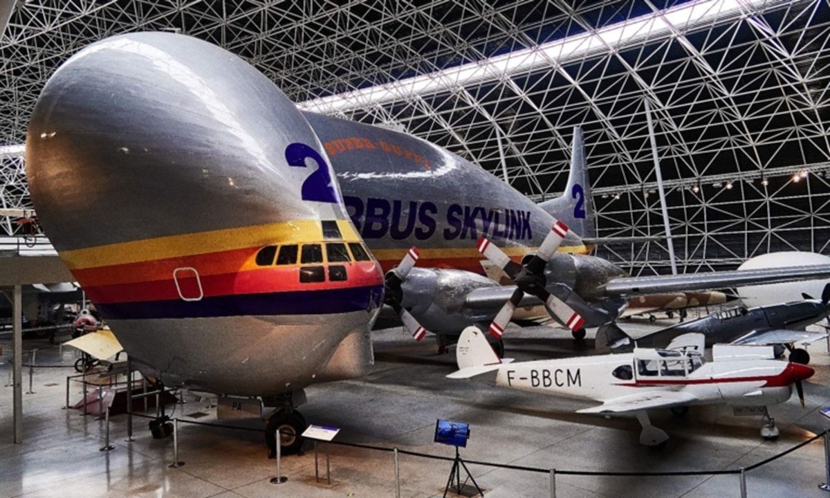 Airbus Beluga ST 3