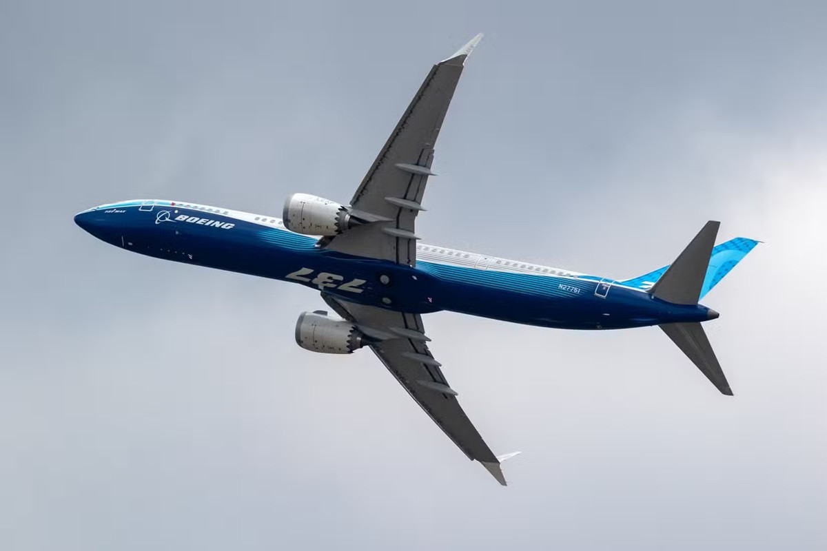 Boeing 737 MAX 10 2
