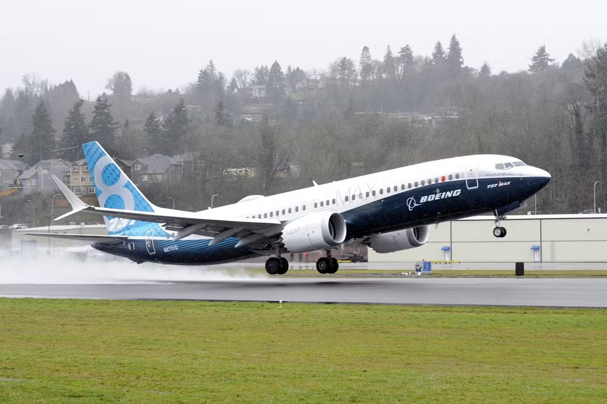 Boeing 737 MAX 1