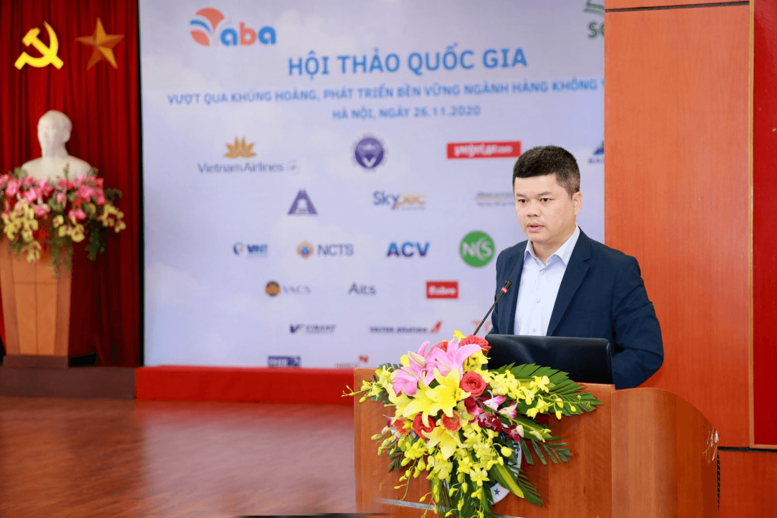 Hội thảo “Vượt qua khủng hoảng, phát triển bền vững ngành Hàng không Việt Nam”