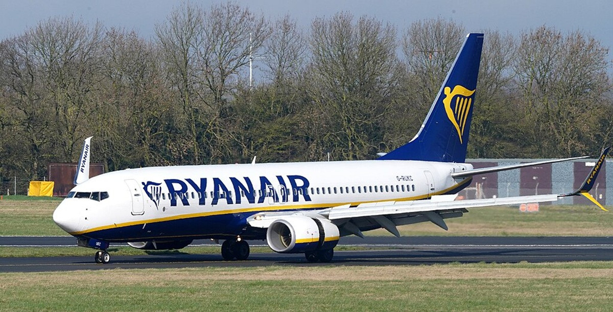 Ryanair 2