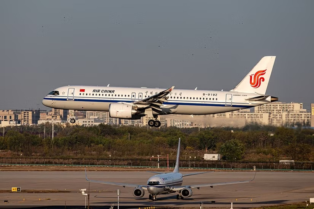 COMAC C919 2
