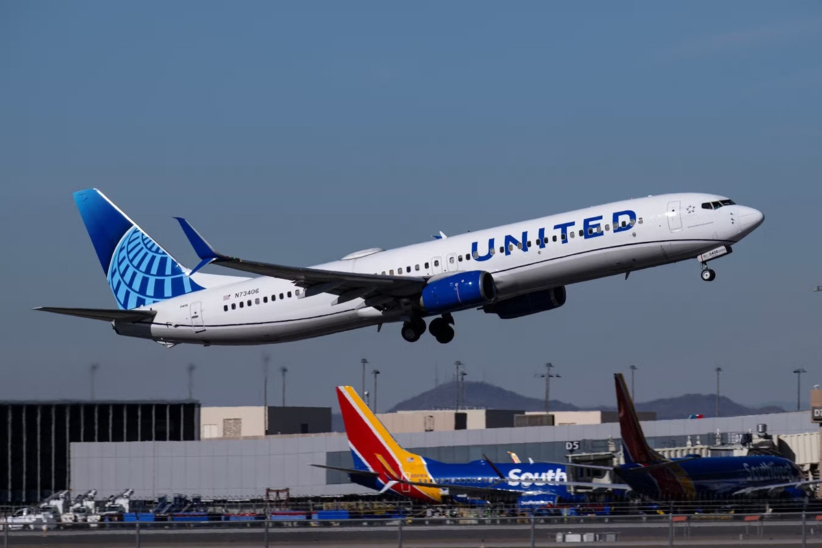 United Airlines 1