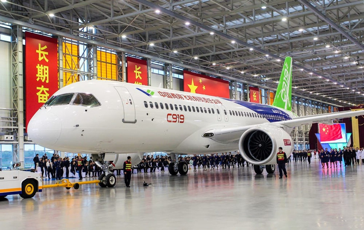 COMAC C919 13